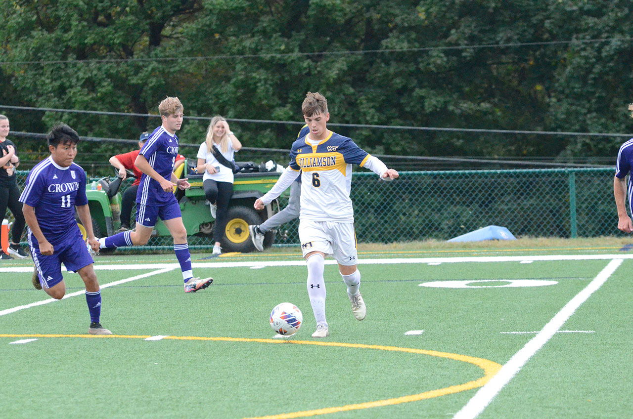 Dylan Beaver , who had a goal and an assist, started Williamson's comeback in their come-from-behind 4-3 win over Crown College